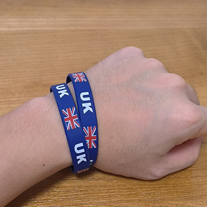 Pulsera de silicona con bander - Men'S Accessories Uk reseña y precio