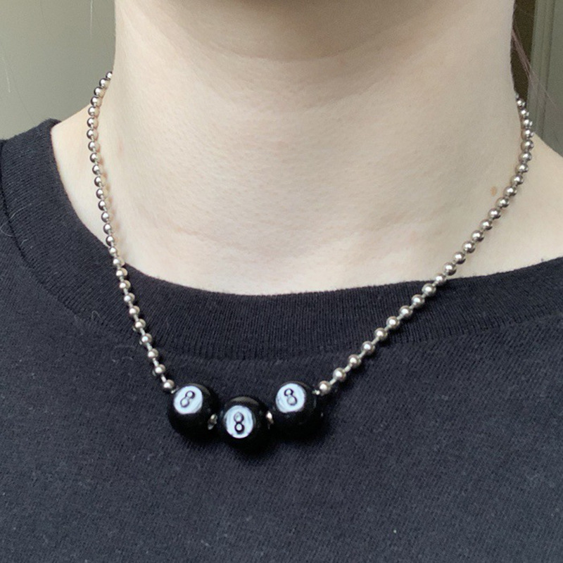 Collar de cuentas con colgante - Men'S Accessories In The 90S reseña y precio