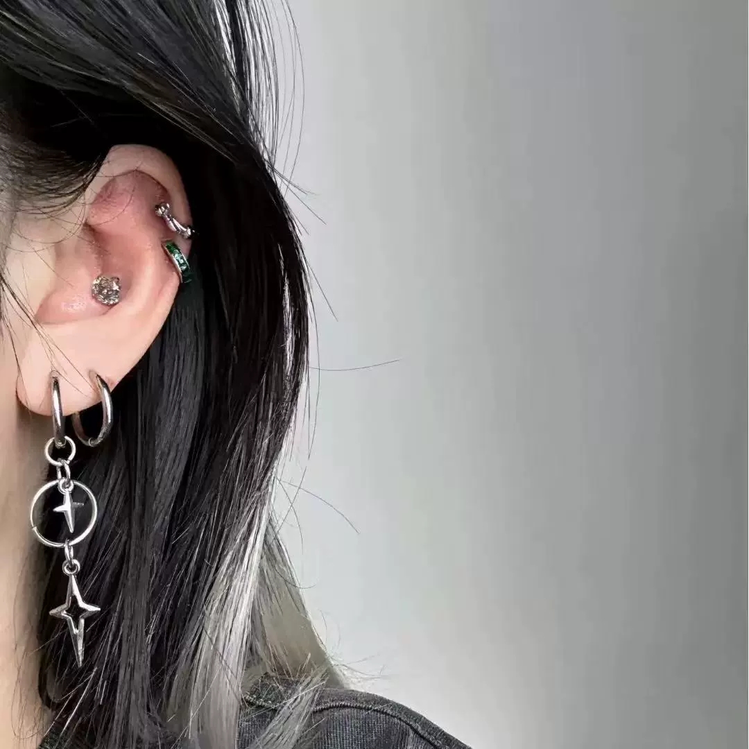 Pendientes con colgante de est - Men'S Accessories In The 90S reseña y precio